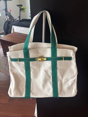 Boatkin- NWOT. Canvas Tote Bag with Green Trim and Gold Hardware - Women Bags